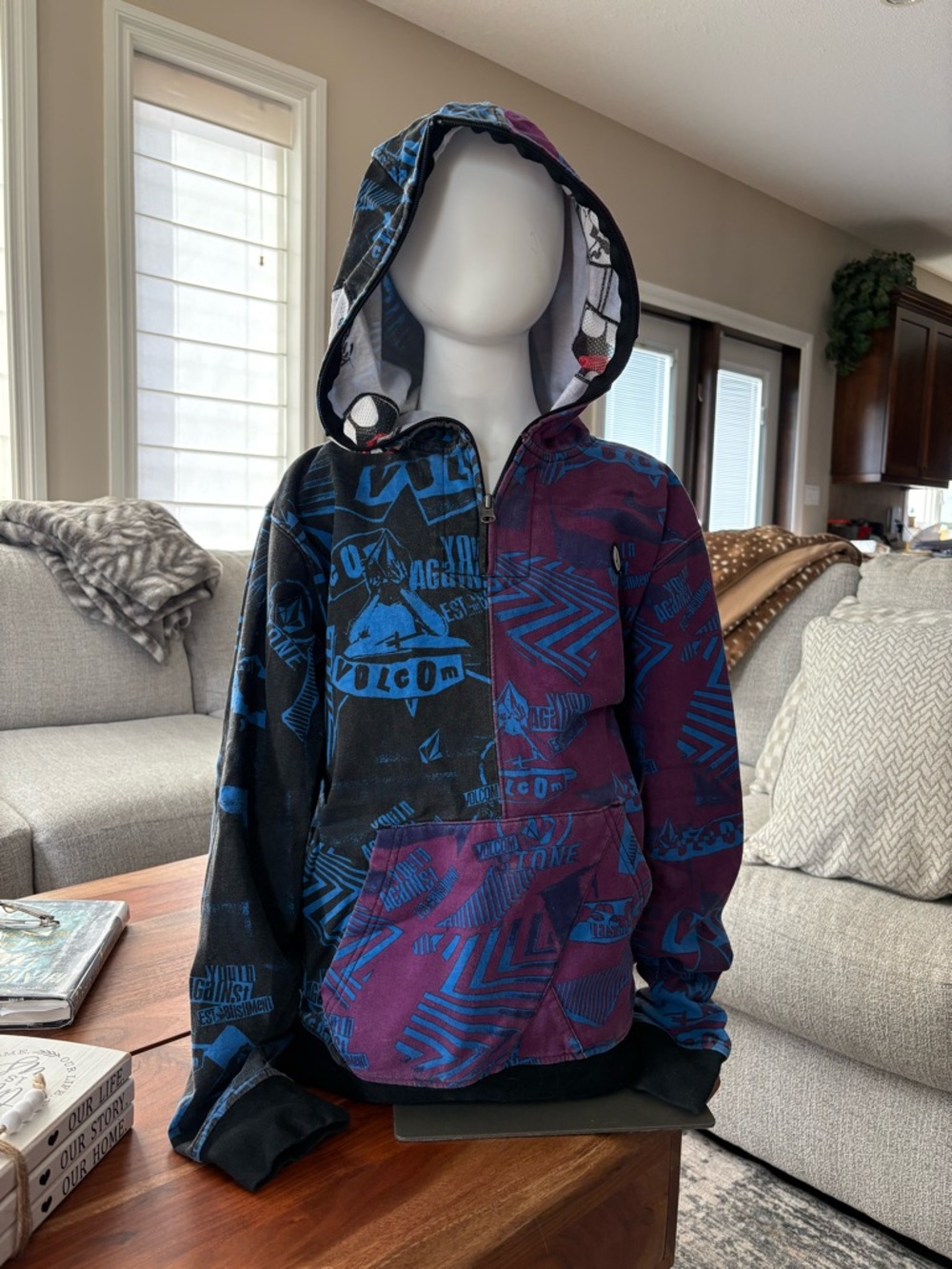 RARE Volcom Full Zip Face Hoodie – Mesh Mask Split Design